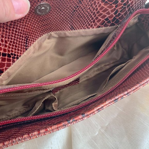 SNAKESKIN PRINT STUDDED SHOULDER BAG NWOT - Picture 4 of 8